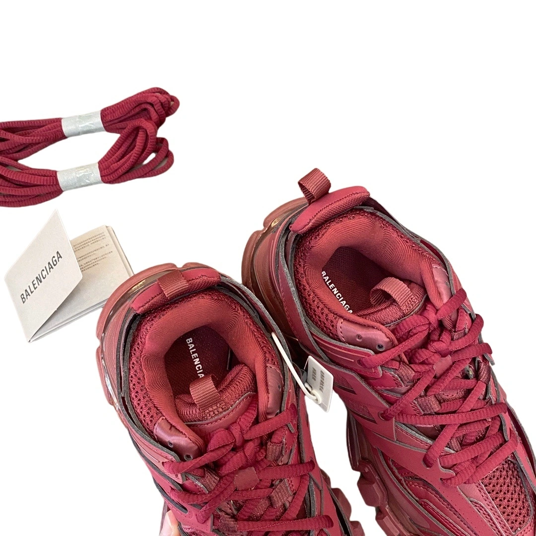 OOBB — 542436W2LA15504 Track 3.0 GET item:C-X000C07110